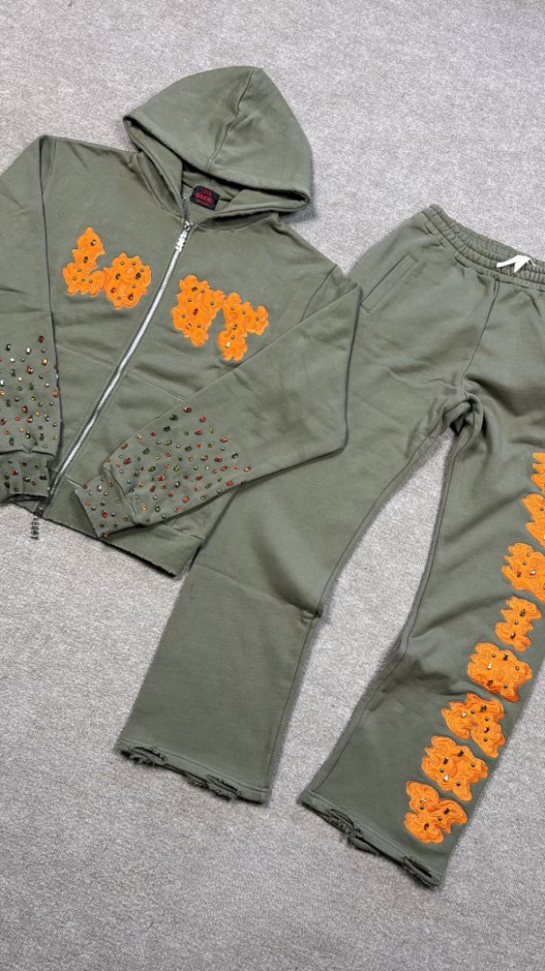 Lost intricacy Green & Orange sweatsuit