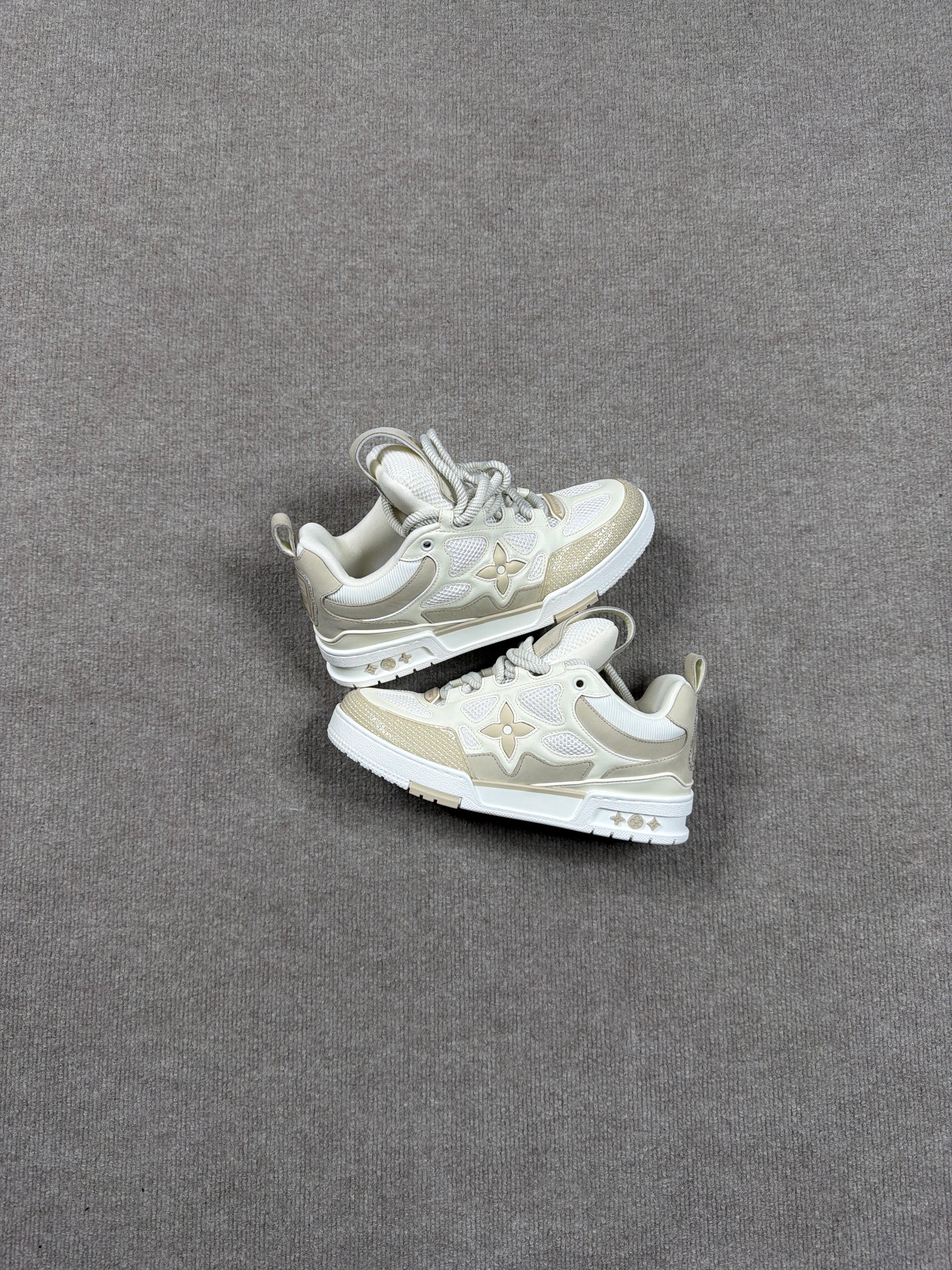 Louis Vuitton Skates Bage/White