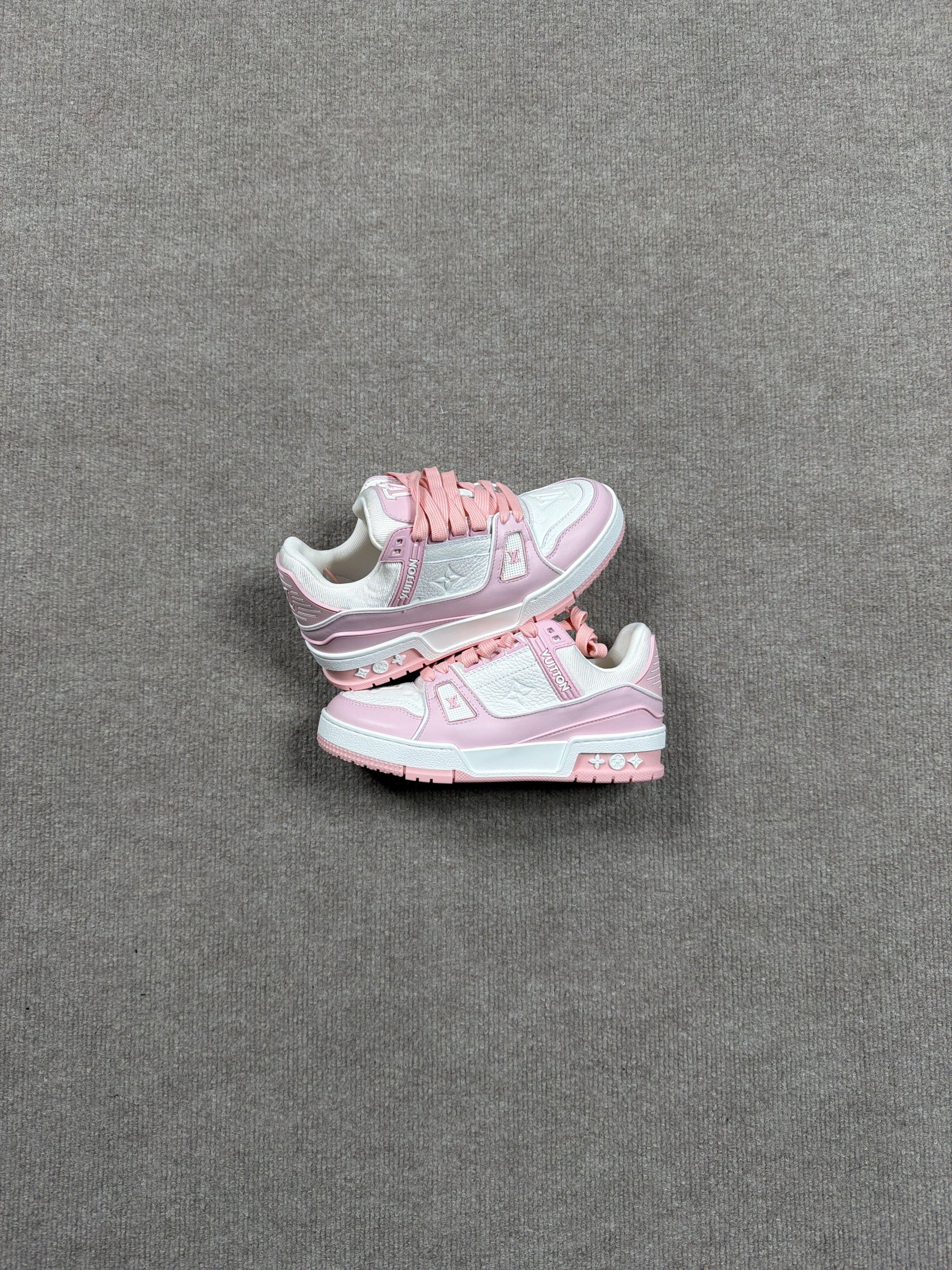 Louis Vuitton Pink/White