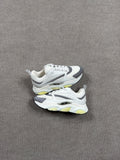Dior b22 Bage/White