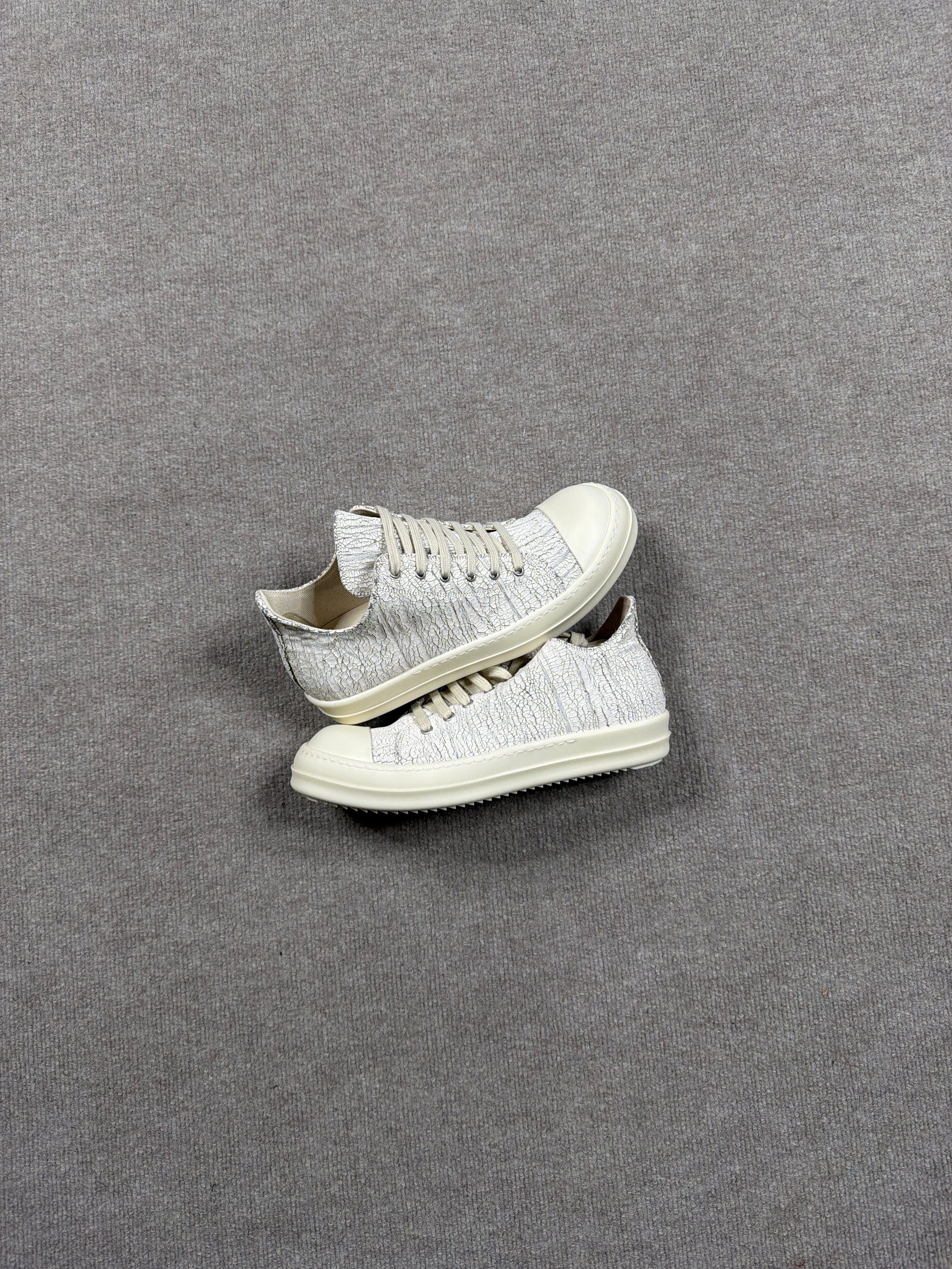 Rick Owens Low Top Bage