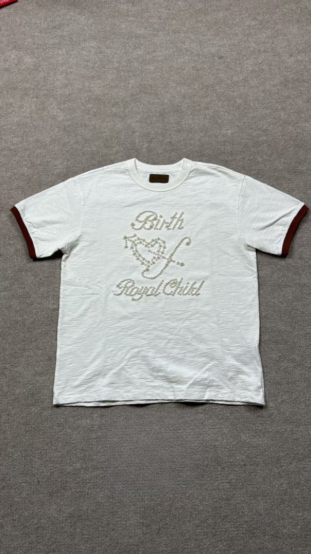 Birth of a royald child pearl t shirt
