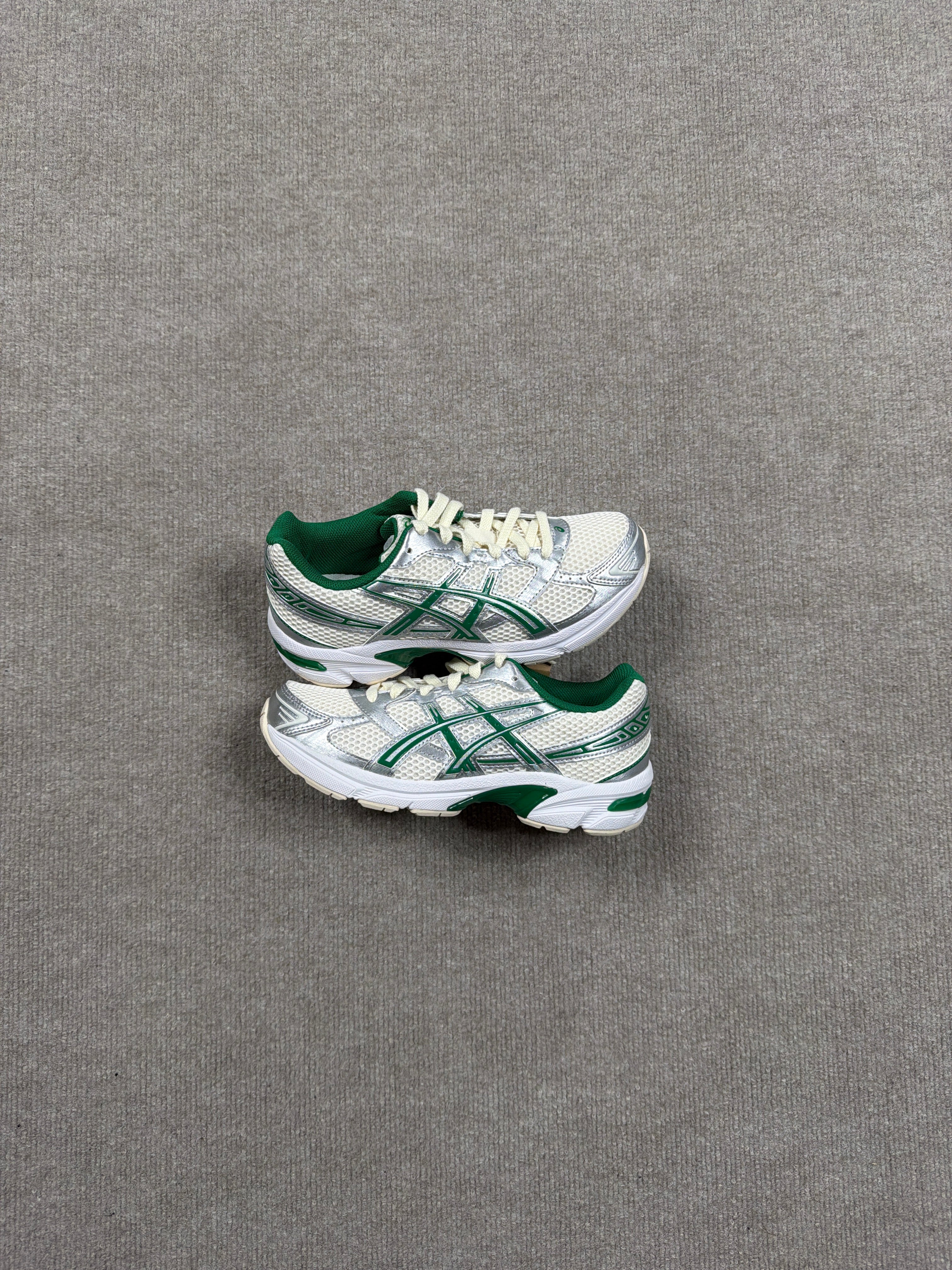 Asics 1130 Dark green