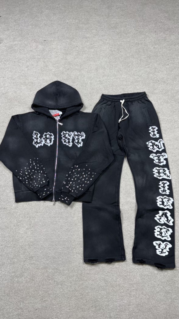 Lost intricacy washed black sweatsuit