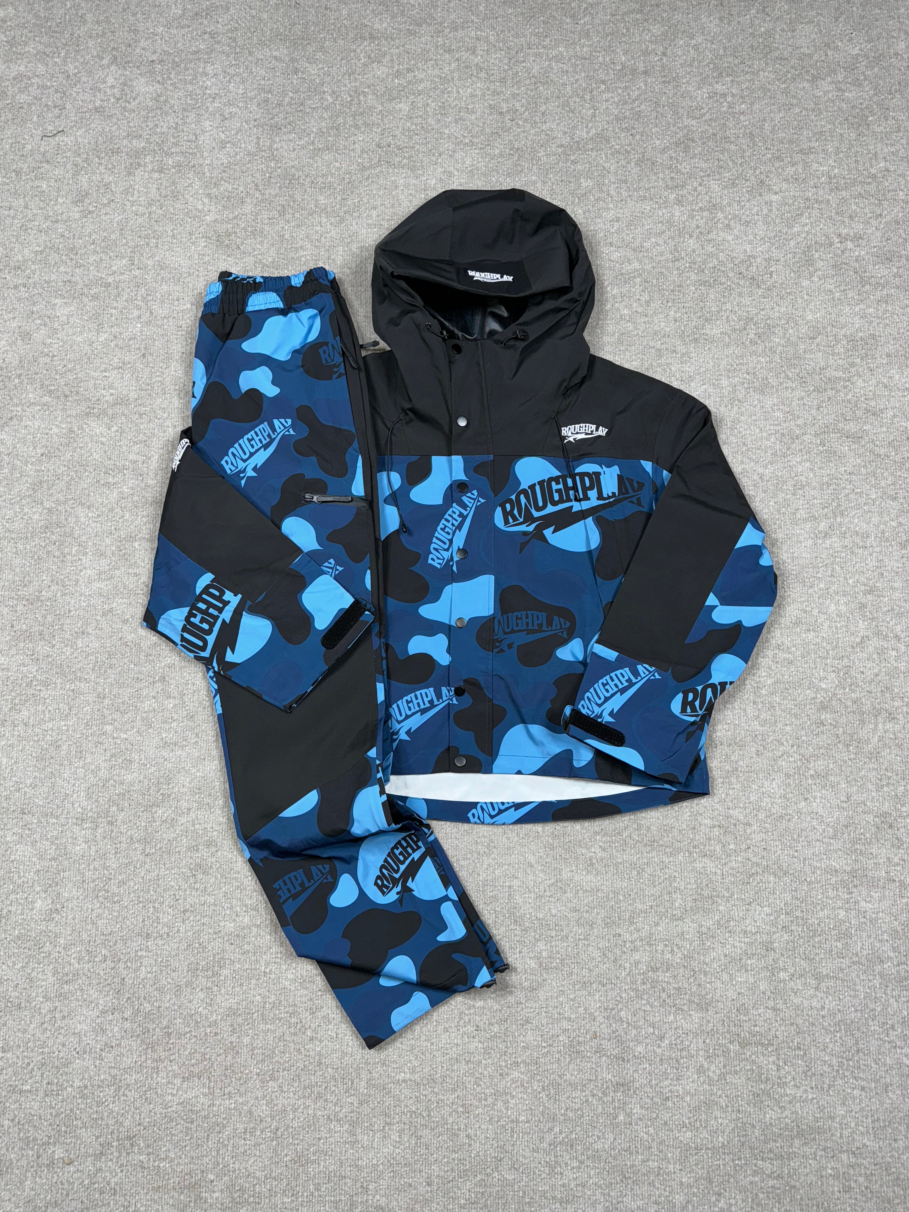 RoughPlay Water Resistance Camo TrackSuit (Blue)