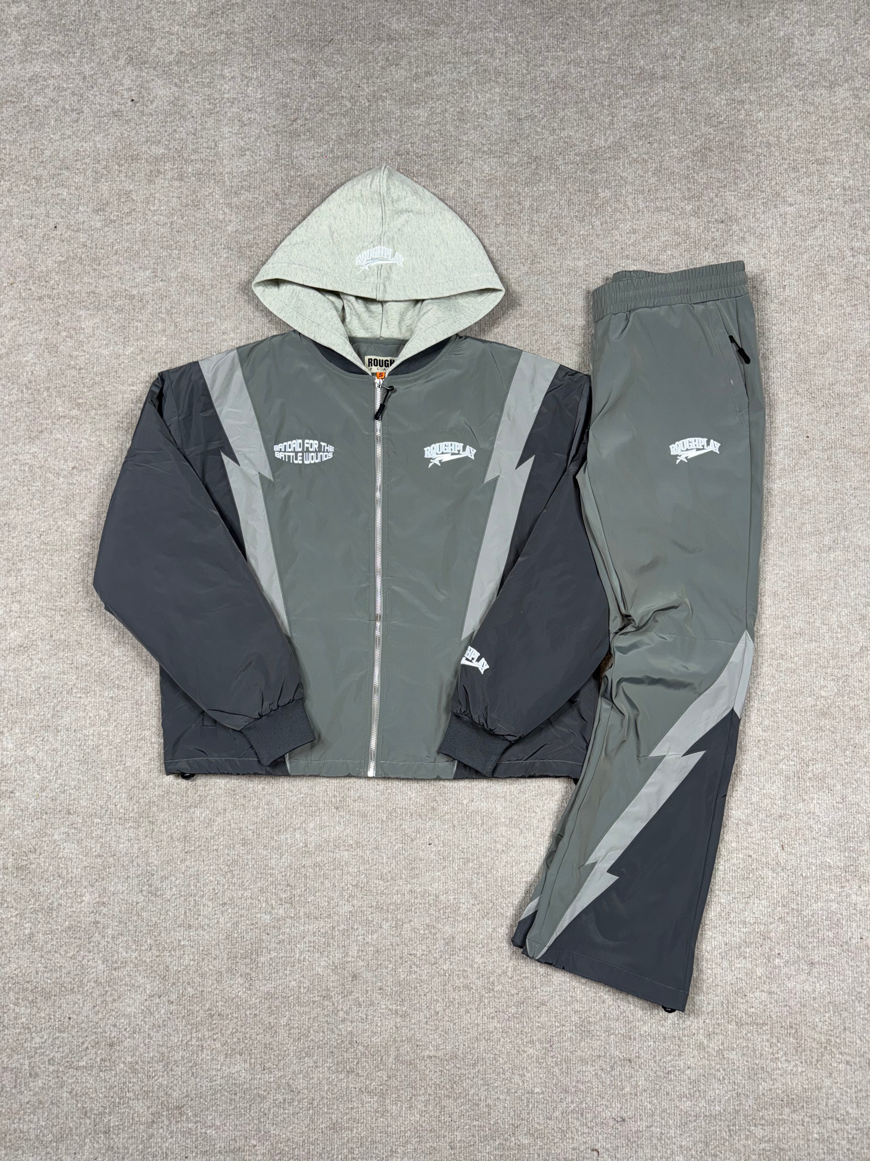 RoughPlay Bolt Tracksuit (GRY)